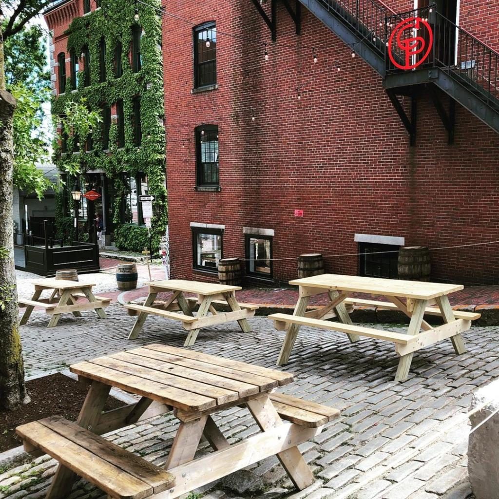 Outdoor Seating Indoor Dining Options At Restaurants In Portland Maine