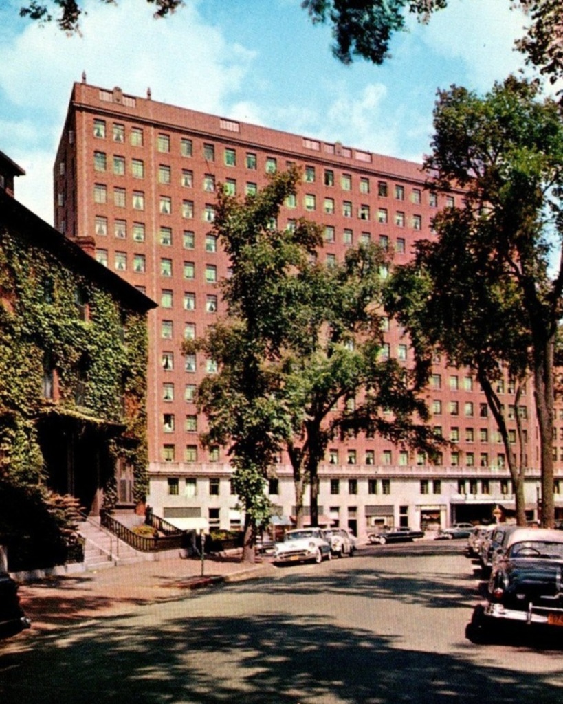 The Eastland from Deering Street in the 1950s